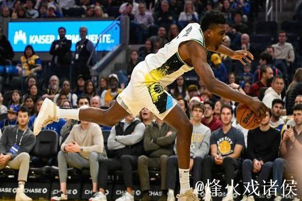 特纳23+10库里低迷仅2中13 步行者击败勇士豪取5连胜 特纳23+10库里低迷仅2中13 步行者击败勇士豪取5连胜